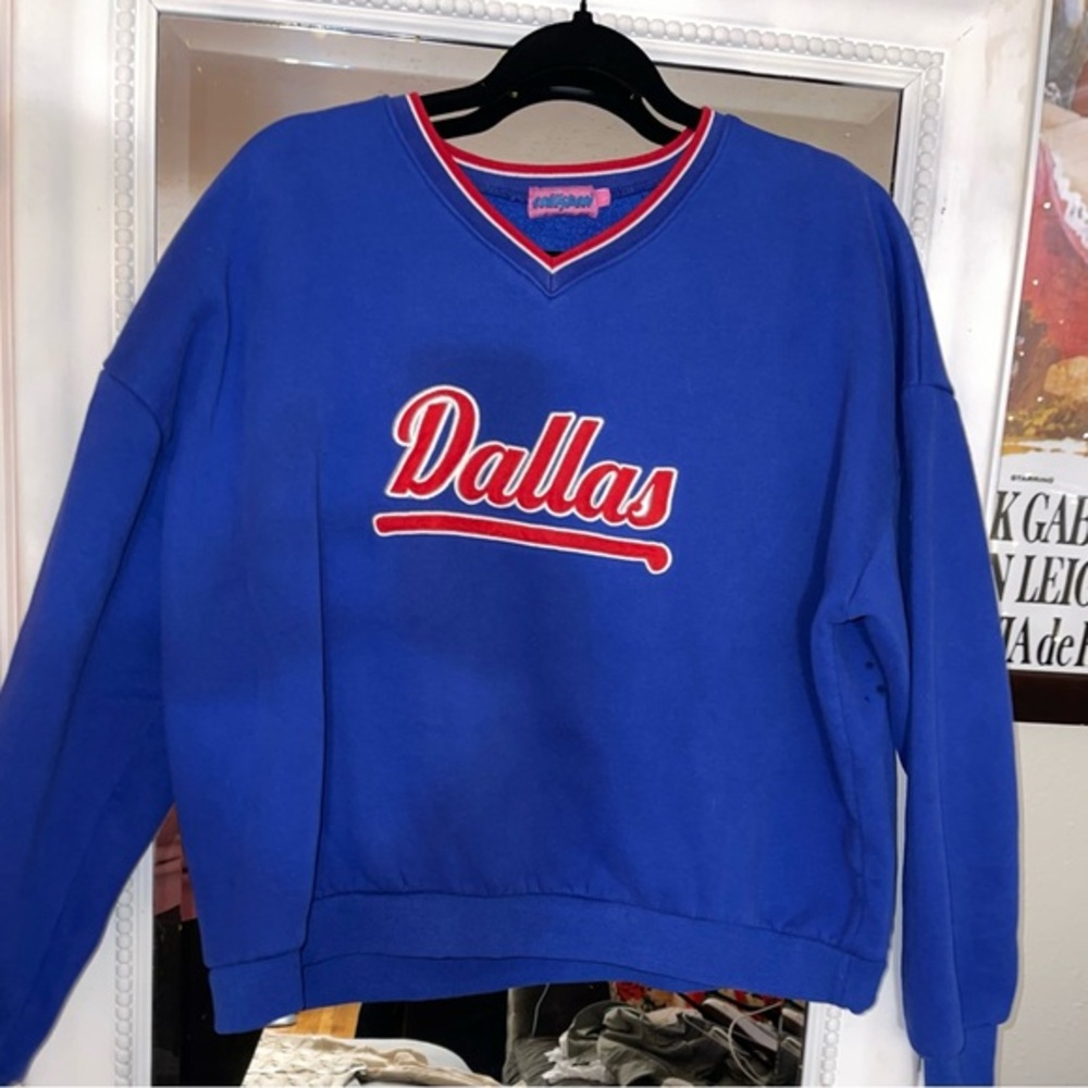 Edickted Dallas sweatshirt size Lg